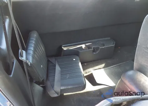 2001 Chevrolet S-10 Ls z USA, uszkodzony, nr VIN 1GCCS19W318128109